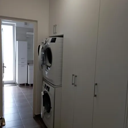 Thaly 5/1 Apartament *